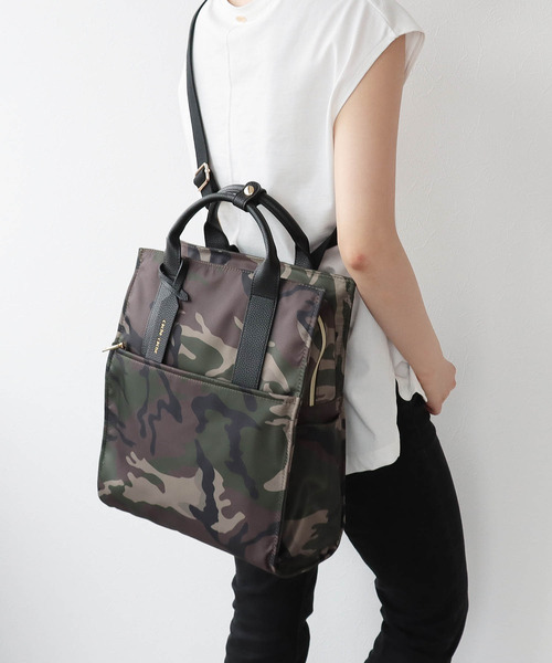 Three Four Time（ｽﾘｰﾌｫｰﾀｲﾑ）の「ポケットパーテーションリュック（バックパック/リュック・レディース・カモフラージュ/グレイッシュベージュ/ブラック・FREE）」の4枚目の写真