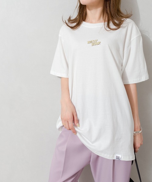 SpRay（スプレイ）の「ＢＥＴＴＹ　ＢＡＣＫプリント　ＢＩＧ　Tシャツ（Tシャツ/カットソー・レディース・ブラック/スミクロ/ライトグレー/オフホワイト・FREE）」の11枚目の写真