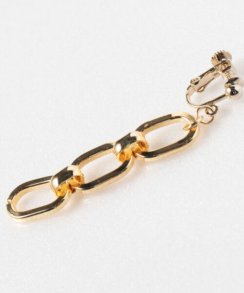 NOLLEY’S（ノーリーズ）の「◇【WEB限定】ボリュームチェーンイヤリング（イヤリング・レディース・ゴールド/シルバー・FREE）」の4枚目の写真