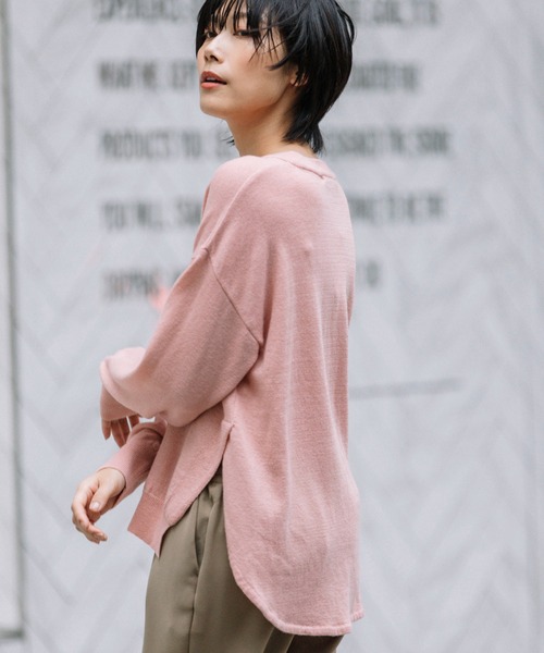 Munich（ミューニック）の「メリノウールサイドスリットプルオーバー（ニット/セーター・レディース・ブラック/ベージュ/ピンク/アイボリー・FREE）」の15枚目の写真