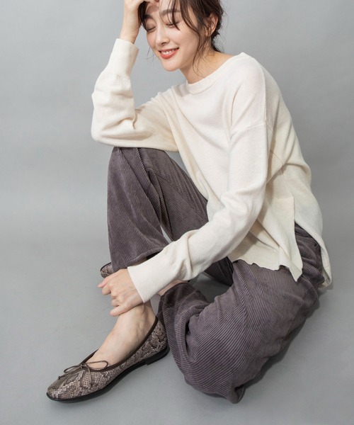 Munich（ミューニック）の「メリノウールサイドスリットプルオーバー（ニット/セーター・レディース・ブラック/ベージュ/ピンク/アイボリー・FREE）」の9枚目の写真