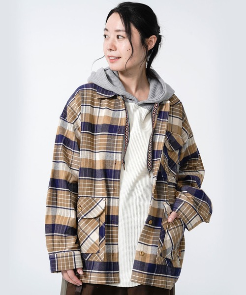 KRIFF MAYER Lady's Collection（クリフメイヤーレディースコレクション）の「ヘビーネルチェックシャツJK（シャツ/ブラウス・レディース・ベージュ/レッド/カラフル/ブラウン・LARGE/MEDIUM）」の2枚目の写真