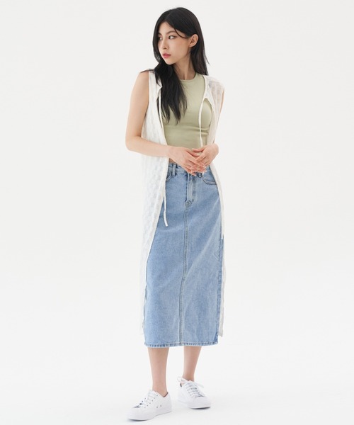 FEKETE（フェケテ）の「FEKETE LONG TIGHT DENIM SKIRT（デニムスカート・レディース・ブルー/ブラック/ライトブルー/ダークブルー・MEDIUM/SMALL）」の9枚目の写真