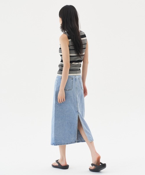 FEKETE（フェケテ）の「FEKETE LONG TIGHT DENIM SKIRT（デニムスカート・レディース・ブルー/ブラック/ライトブルー/ダークブルー・MEDIUM/SMALL）」の20枚目の写真