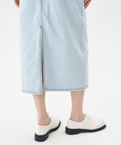 FEKETE（フェケテ）の「FEKETE LONG TIGHT DENIM SKIRT（デニムスカート・レディース・ブルー/ブラック/ライトブルー/ダークブルー・MEDIUM/SMALL）」の22枚目の写真