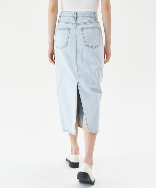 FEKETE（フェケテ）の「FEKETE LONG TIGHT DENIM SKIRT（デニムスカート・レディース・ブルー/ブラック/ライトブルー/ダークブルー・MEDIUM/SMALL）」の11枚目の写真