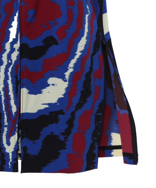 TOGA PULLA(トーガ プルラ)の「TOGA PULLA Zip dress SPEEDO SP print TC11-JH534(ドレス・レディース・レッド・36)」の8枚目の写真