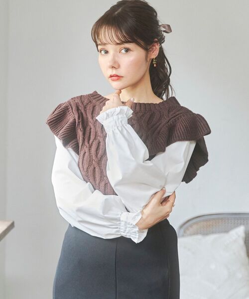 MAJESTIC LEGON(マジェスティックレゴン)の「∞2wayケーブルフリルニット(ニット/セーター・レディース・ブラック/ブラウン/アイボリー・SMALL/MEDIUM)」の3枚目の写真