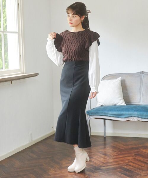 MAJESTIC LEGON(マジェスティックレゴン)の「∞2wayケーブルフリルニット(ニット/セーター・レディース・ブラック/ブラウン/アイボリー・SMALL/MEDIUM)」の14枚目の写真