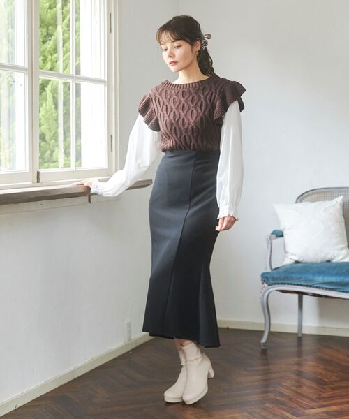 MAJESTIC LEGON(マジェスティックレゴン)の「∞2wayケーブルフリルニット(ニット/セーター・レディース・ブラック/ブラウン/アイボリー・SMALL/MEDIUM)」の15枚目の写真