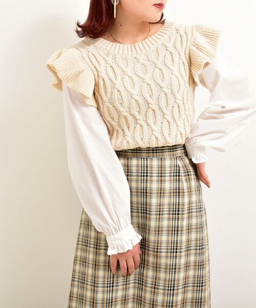 MAJESTIC LEGON(マジェスティックレゴン)の「∞2wayケーブルフリルニット(ニット/セーター・レディース・ブラック/ブラウン/アイボリー・SMALL/MEDIUM)」の18枚目の写真