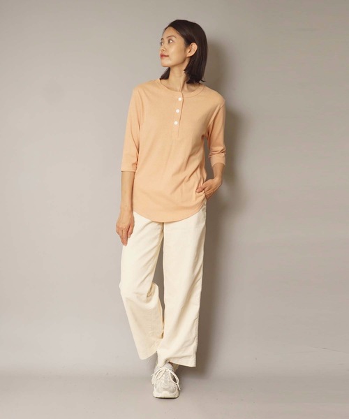 HANES(ヘインズ)の「【HANES/ヘインズ】Undiesリサイクルコットンヘンリーネック七分袖Tシャツ HW1-U501(Tシャツ/カットソー・レディース・ブラック/ベージュ/ホワイト・FREE)」の16枚目の写真