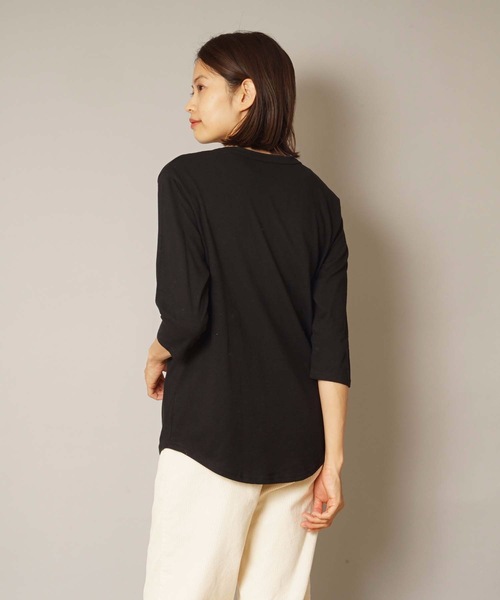 HANES(ヘインズ)の「【HANES/ヘインズ】Undiesリサイクルコットンヘンリーネック七分袖Tシャツ HW1-U501(Tシャツ/カットソー・レディース・ブラック/ベージュ/ホワイト・FREE)」の14枚目の写真