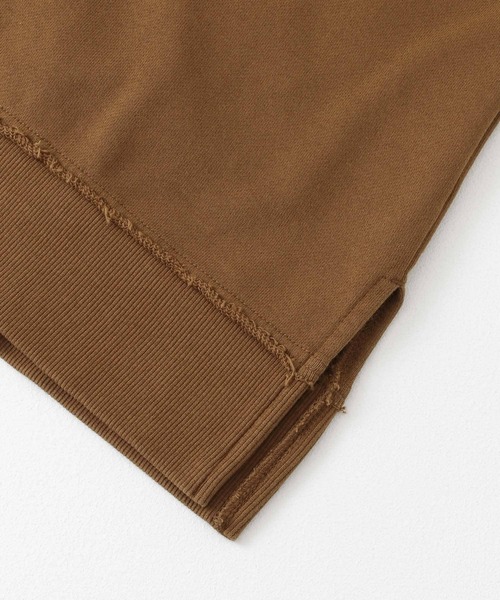 URBAN RESEARCH Sonny Label（アーバンリサーチサニーレーベル）の「抗菌防臭Vネックフーディースウェット（Tシャツ/カットソー・レディース・ブラック/レッド/ブラウン/ブルー/オフホワイト・FREE）」の17枚目の写真