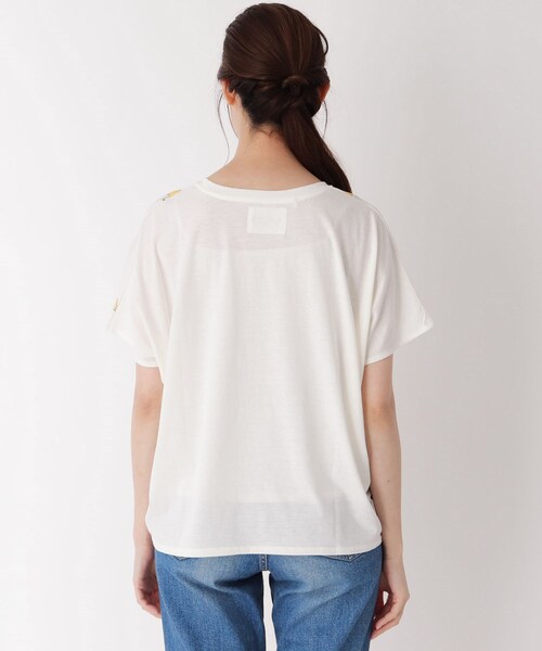 one'sterrace(ワンズテラス)の「刺しゅうバードライン柄プルオーバー(Tシャツ/カットソー・レディース・オフホワイト・00)」の4枚目の写真