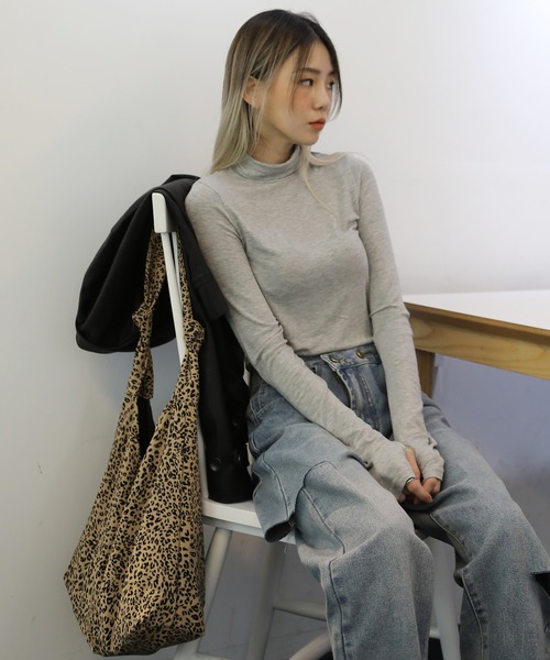 UNE MANSION（ユヌマンション）の「レオパード結びショルダーバッグ（ショルダーバッグ・レディース・ブラック/ブラウン・ONE SIZE）」の5枚目の写真