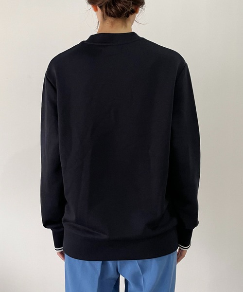 FRED PERRY（フレッドペリー）の「〈WEB限定〉【FRED PERRY/フレッドペリー】ワンポイントプルオーバー（スウェット・レディース・ネイビー/ピンク・M）」の20枚目の写真