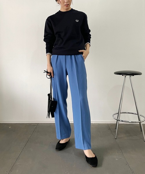 FRED PERRY（フレッドペリー）の「〈WEB限定〉【FRED PERRY/フレッドペリー】ワンポイントプルオーバー（スウェット・レディース・ネイビー/ピンク・M）」の10枚目の写真