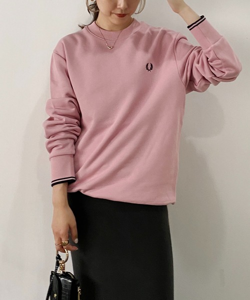 FRED PERRY（フレッドペリー）の「〈WEB限定〉【FRED PERRY/フレッドペリー】ワンポイントプルオーバー（スウェット・レディース・ネイビー/ピンク・M）」の16枚目の写真