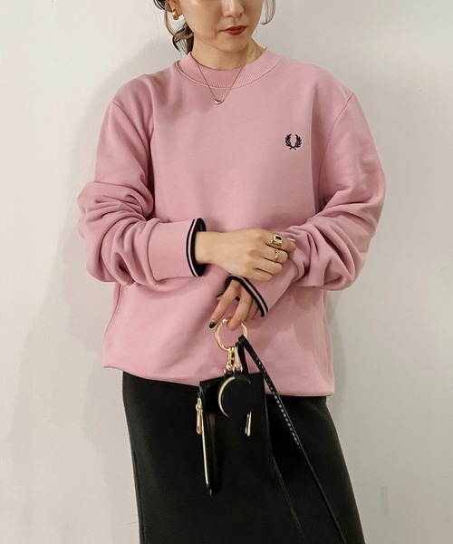 FRED PERRY（フレッドペリー）の「〈WEB限定〉【FRED PERRY/フレッドペリー】ワンポイントプルオーバー（スウェット・レディース・ネイビー/ピンク・M）」の5枚目の写真