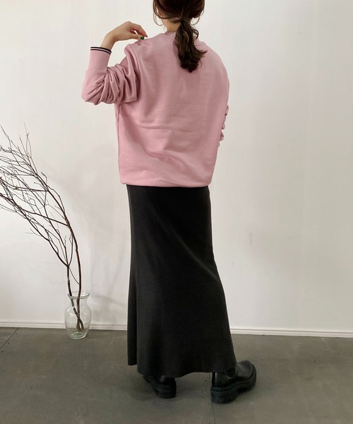 FRED PERRY（フレッドペリー）の「〈WEB限定〉【FRED PERRY/フレッドペリー】ワンポイントプルオーバー（スウェット・レディース・ネイビー/ピンク・M）」の8枚目の写真