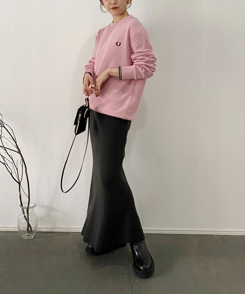 FRED PERRY（フレッドペリー）の「〈WEB限定〉【FRED PERRY/フレッドペリー】ワンポイントプルオーバー（スウェット・レディース・ネイビー/ピンク・M）」の19枚目の写真