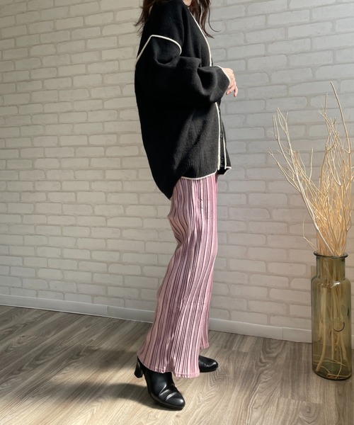 Chiaro（キアロ）の「スエードタッチプリーツワイドパンツ（その他パンツ・レディース・パープル/アイボリー/グレイッシュベージュ・FREE）」の13枚目の写真