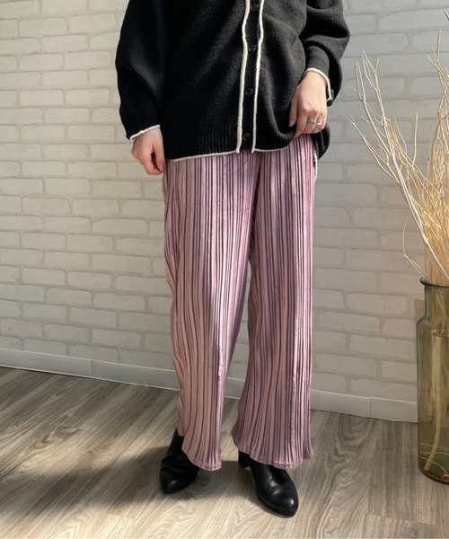 Chiaro（キアロ）の「スエードタッチプリーツワイドパンツ（その他パンツ・レディース・パープル/アイボリー/グレイッシュベージュ・FREE）」の20枚目の写真