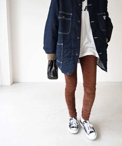 CANAL JEAN(キャナルジーン)の「arc はりぬきベロアレギンス(その他パンツ・レディース・ブラック/ネイビー/ブラウン/グレー/アイボリー・38)」の4枚目の写真