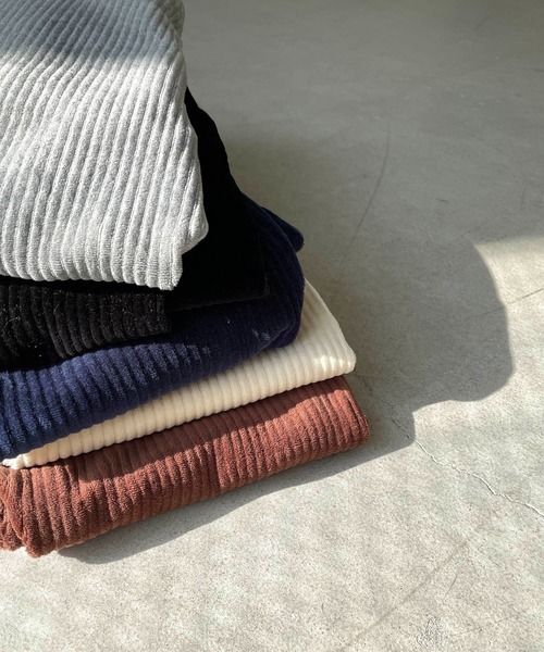 CANAL JEAN(キャナルジーン)の「arc はりぬきベロアレギンス(その他パンツ・レディース・ブラック/ネイビー/ブラウン/グレー/アイボリー・38)」の6枚目の写真