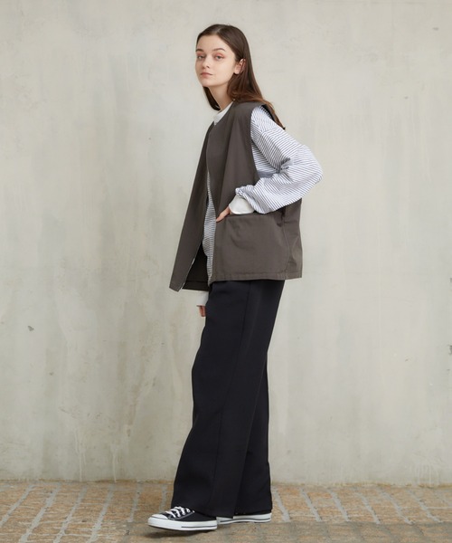 flaner（フラネ）の「Loose military vest/ルーズミリタリーベスト（ベスト・レディース・ベージュ/チャコールグレー/カーキ・MEDIUM/LARGE）」の7枚目の写真