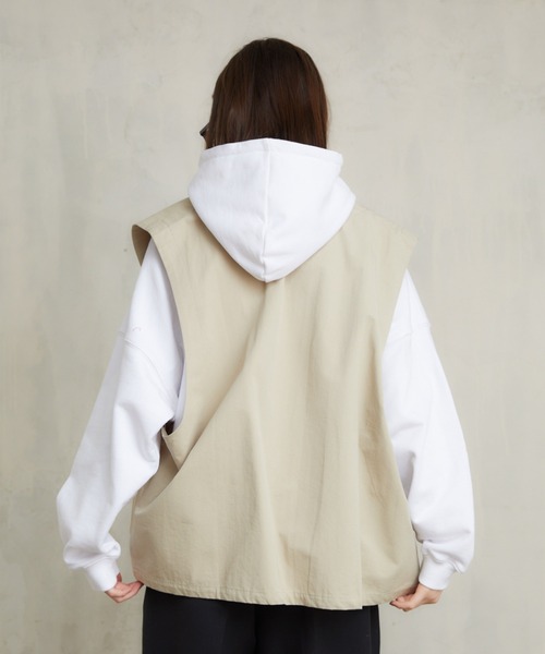 flaner（フラネ）の「Loose military vest/ルーズミリタリーベスト（ベスト・レディース・ベージュ/チャコールグレー/カーキ・MEDIUM/LARGE）」の20枚目の写真