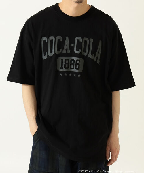 BEAMS（ビームス）の「Coca-Cola / 別注 College Logo T-shirt（Tシャツ/カットソー・メンズ・ライトグレー/ブラック・SMALL/MEDIUM/LARGE/X-LARGE）」の9枚目の写真