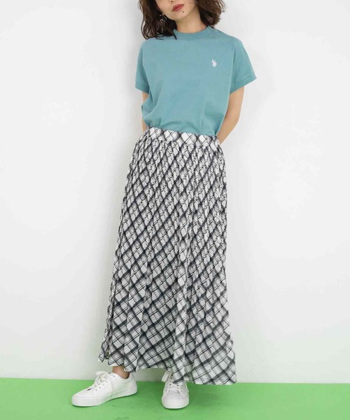 U.S. POLO ASSN.(ユーエスポロアッスン)の「U.S. POLO ASSN./ユーエスポロアッスン 綿100%ワンポイント刺繍プチハイネックTシャツ(Tシャツ/カットソー・レディース・ネイビー/モカ/セージグリーン/オフホワイト/ブラック系その他/ホワイト系その他・L/LL/M)」の21枚目の写真