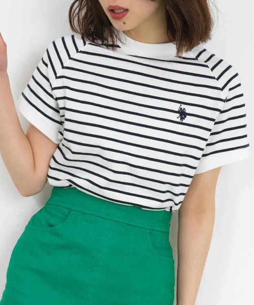 U.S. POLO ASSN.(ユーエスポロアッスン)の「U.S. POLO ASSN./ユーエスポロアッスン 綿100%ワンポイント刺繍プチハイネックTシャツ(Tシャツ/カットソー・レディース・ネイビー/モカ/セージグリーン/オフホワイト/ブラック系その他/ホワイト系その他・L/LL/M)」の17枚目の写真