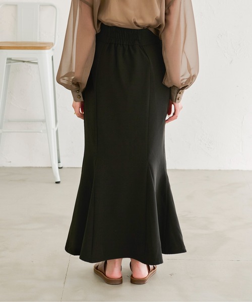 Ambre Neige(アンブルネージュ)の「フレアマーメイドスカート/【WEB/EC限定商品】(スカート・レディース・ブラック/ベージュ/モカ・SMALL/MEDIUM)」の11枚目の写真