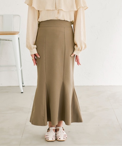 Ambre Neige(アンブルネージュ)の「フレアマーメイドスカート/【WEB/EC限定商品】(スカート・レディース・ブラック/ベージュ/モカ・SMALL/MEDIUM)」の5枚目の写真