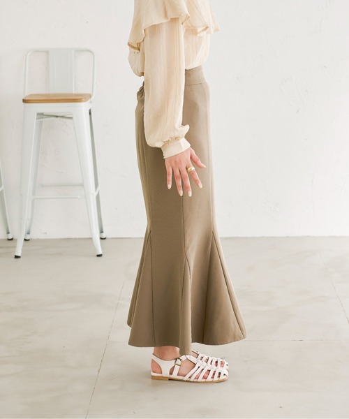 Ambre Neige(アンブルネージュ)の「フレアマーメイドスカート/【WEB/EC限定商品】(スカート・レディース・ブラック/ベージュ/モカ・SMALL/MEDIUM)」の7枚目の写真