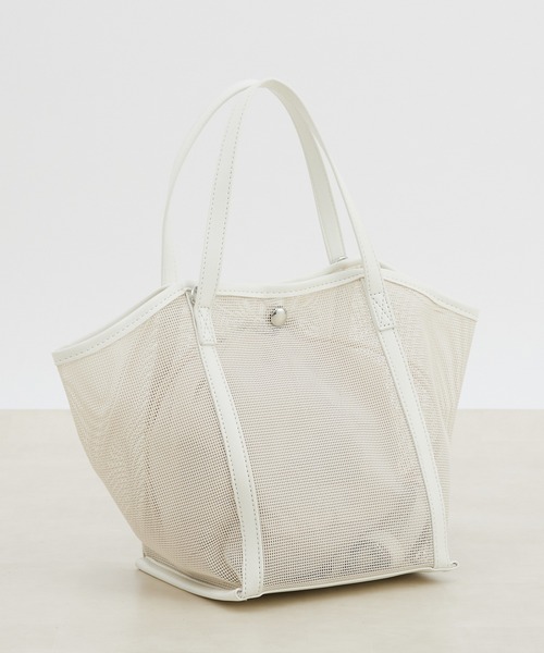 un dix cors（アンディコール）の「爽やかなメッシュデザイン　巾着付きメッシュトート2WAYバッグ（トートバッグ・レディース・ブラック/オフホワイト・FREE）」の8枚目の写真