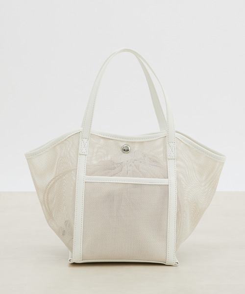 un dix cors（アンディコール）の「爽やかなメッシュデザイン　巾着付きメッシュトート2WAYバッグ（トートバッグ・レディース・ブラック/オフホワイト・FREE）」の9枚目の写真