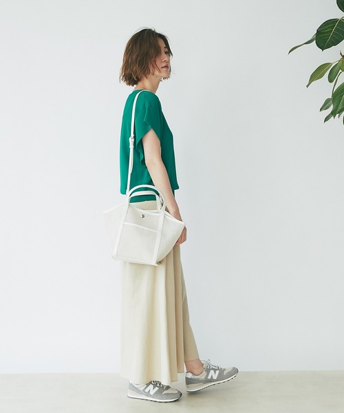 un dix cors（アンディコール）の「爽やかなメッシュデザイン　巾着付きメッシュトート2WAYバッグ（トートバッグ・レディース・ブラック/オフホワイト・FREE）」の3枚目の写真