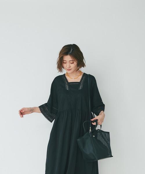 un dix cors（アンディコール）の「爽やかなメッシュデザイン　巾着付きメッシュトート2WAYバッグ（トートバッグ・レディース・ブラック/オフホワイト・FREE）」の5枚目の写真