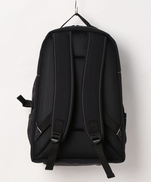 Manhattan Portage(マンハッタンポーテージ)の「Townsend Backpack Old School(バックパック/リュック・メンズ・ブラック・LARGE)」の22枚目の写真