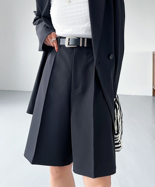 PAGEBOY(ページボーイ)の「ミドルトラウザーパンツ(その他パンツ・レディース・ブラック/ブラウン系その他/グレイッシュベージュ・FREE)」の2枚目の写真