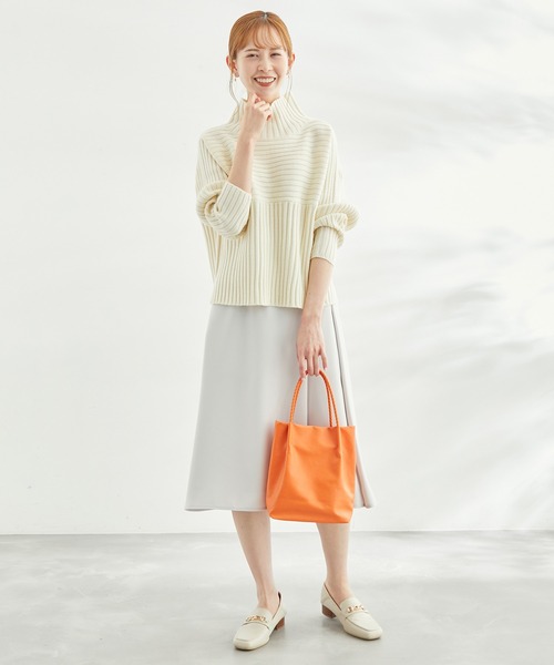 ROPE' PICNIC(ロペピクニック)の「リブ切替ニットプルオーバー/WEB限定カラー:ベージュ(ニット/セーター・レディース・ブラック/ベージュ/ブラウン/カーキ/オレンジ/グリーン/ピンク系その他/キナリ/パープル系その他/ブルー/チャコールグレー/ライトグリーン・40/38)」の14枚目の写真