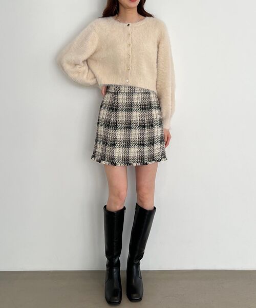 MAJESTIC LEGON（マジェスティックレゴン）の「ZIP美脚ロングブーツ（ブーツ・レディース・ブラック/ブラウン・MEDIUM/LARGE）」の4枚目の写真