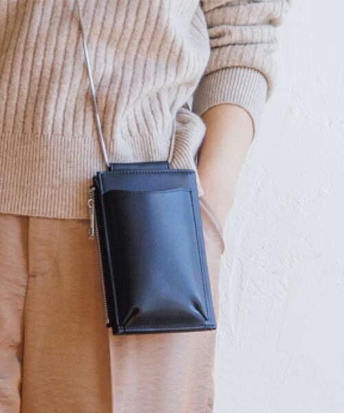 THE SHOP TK （ザ ショップ ティーケー ）の「◆スマホショルダーミニウォレットバッグ（ショルダーバッグ・レディース・ブラック/イエロー/サンドベージュ/ピンク系/ダークグリーン/ゴールド/ベージュ系5/ベージュ系その他2・00）」の12枚目の写真