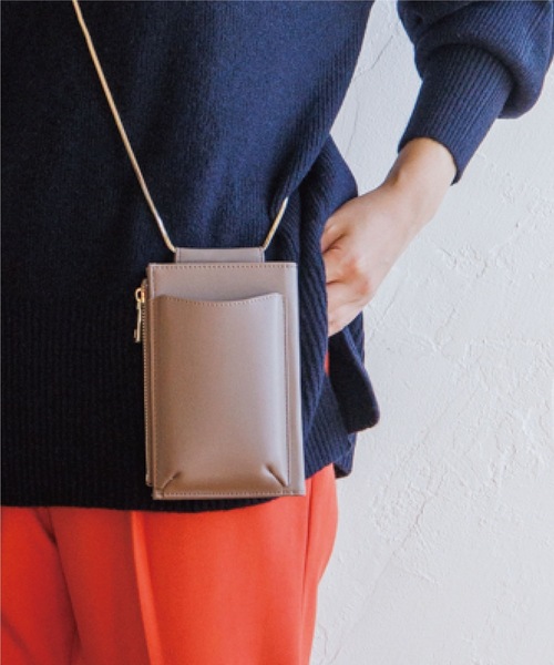 THE SHOP TK （ザ ショップ ティーケー ）の「◆スマホショルダーミニウォレットバッグ（ショルダーバッグ・レディース・ブラック/イエロー/サンドベージュ/ピンク系/ダークグリーン/ゴールド/ベージュ系5/ベージュ系その他2・00）」の3枚目の写真