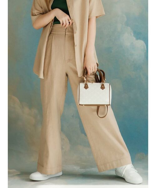 CALNAMUR（カルナムール）の「ミニボストンバッグ（ボストンバッグ・レディース・アイボリー・FREE）」の3枚目の写真