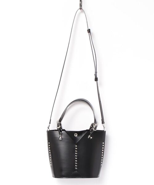 美品✨TOGA PULLA Leather Tote Bagスタッズ ホワイト TOGA PULLA(トーガ プルラ)の「TOGA PULLA Leather tote bag